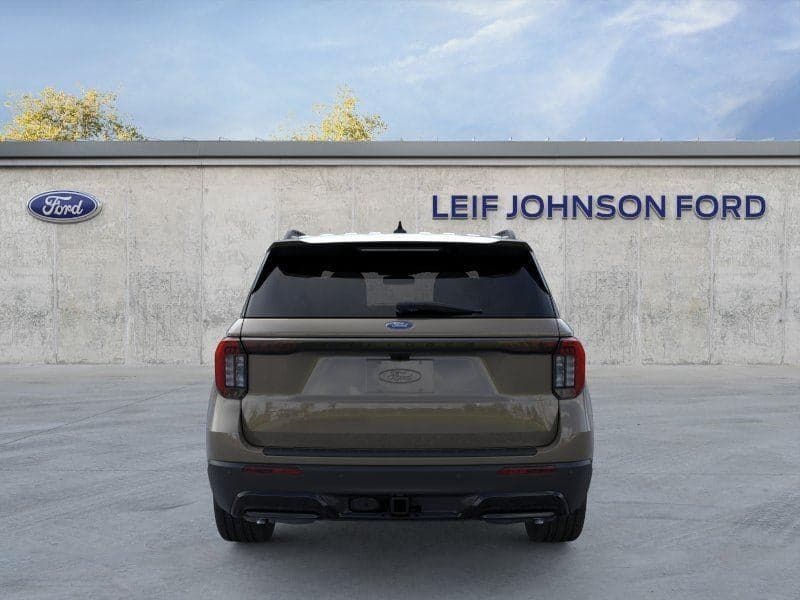 2026 Ford Explorer - Image 5