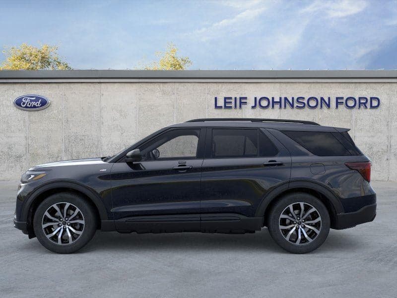 2026 Ford Explorer - Image 3