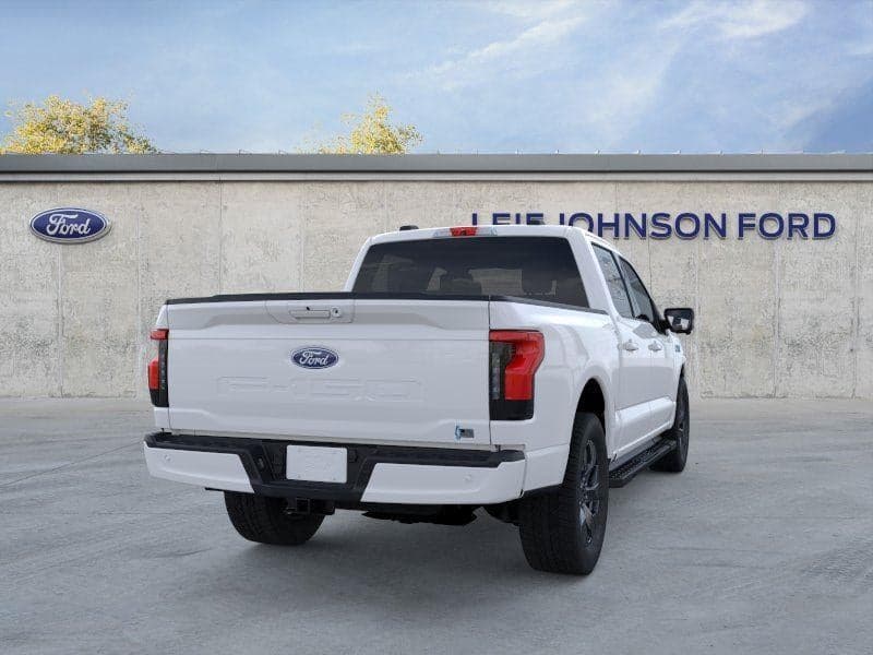 2025 Ford F-150 Lightning - Image 8