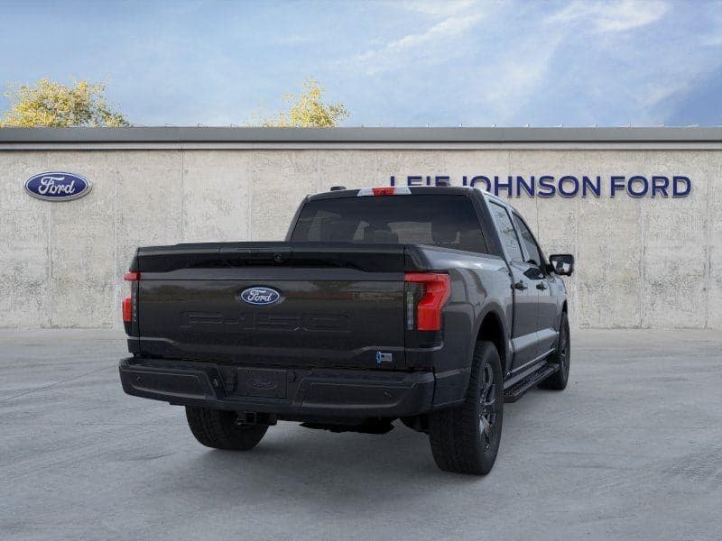 2025 Ford F-150 Lightning - Image 8