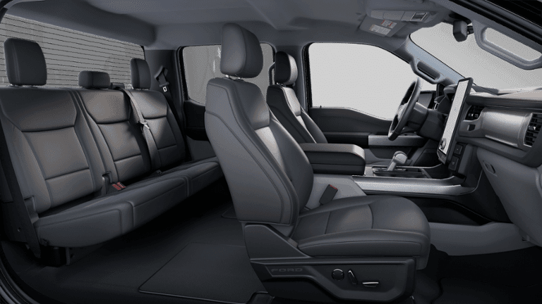 2025 Ford F-150 Lightning - Image 27