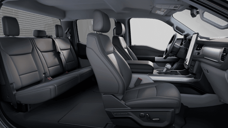 2025 Ford F-150 Lightning - Image 27