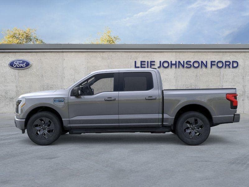 2025 Ford F-150 Lightning - Image 3