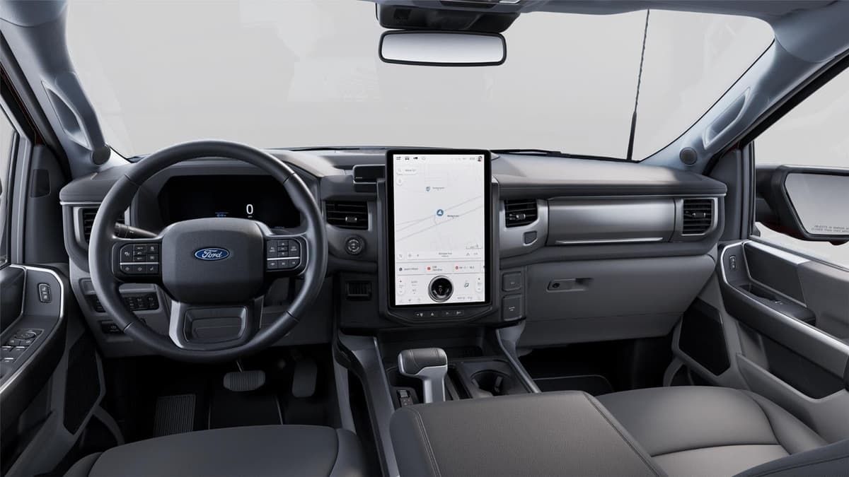 2025 Ford F-150 Lightning - Image 7