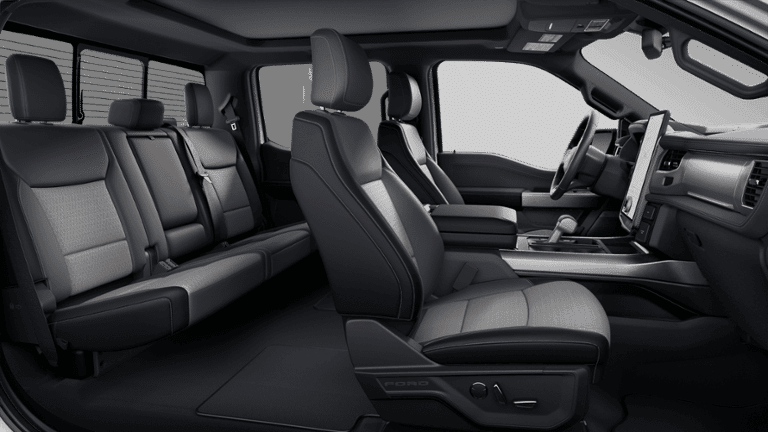 2025 Ford F-150 Lightning - Image 27