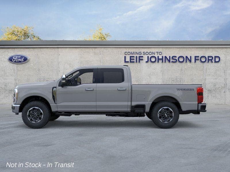2026 Ford Super Duty F-250 - Image 3
