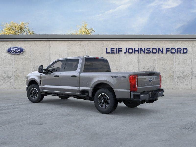 2026 Ford Super Duty F-250 - Image 4