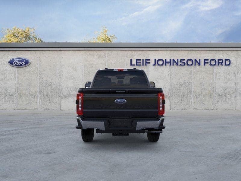 2026 Ford Super Duty F-250 - Image 5