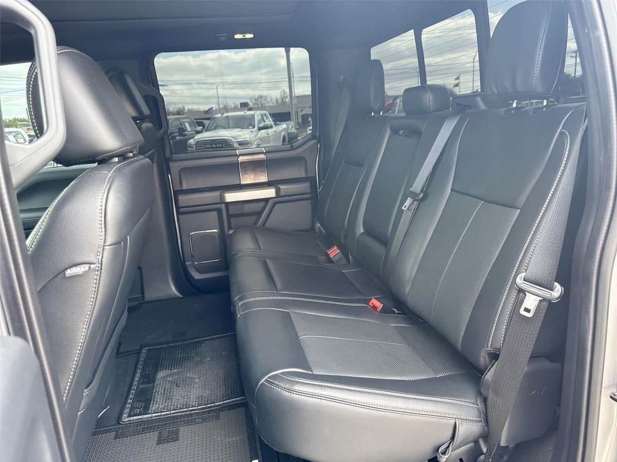 2022 Ford Super Duty F-250 - Image 25