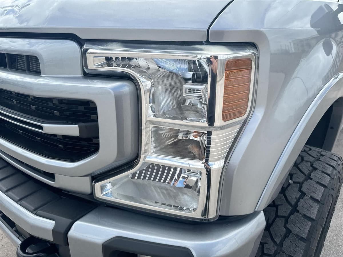 2022 Ford Super Duty F-250 - Image 33