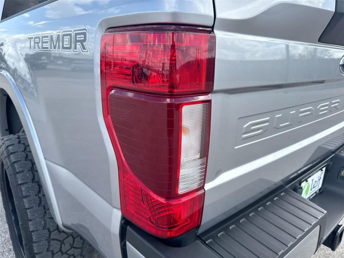 2022 Ford Super Duty F-250 - Image 34