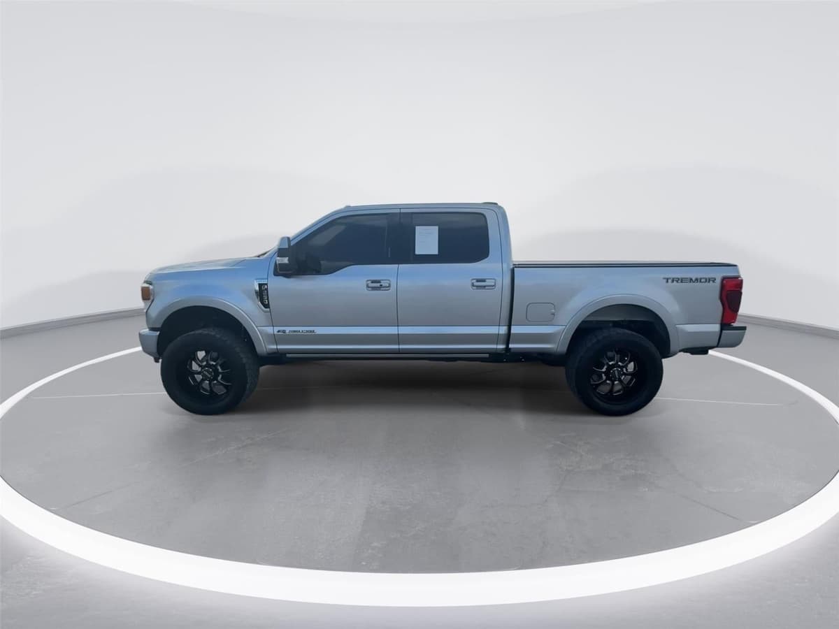 2022 Ford Super Duty F-250 - Image 5
