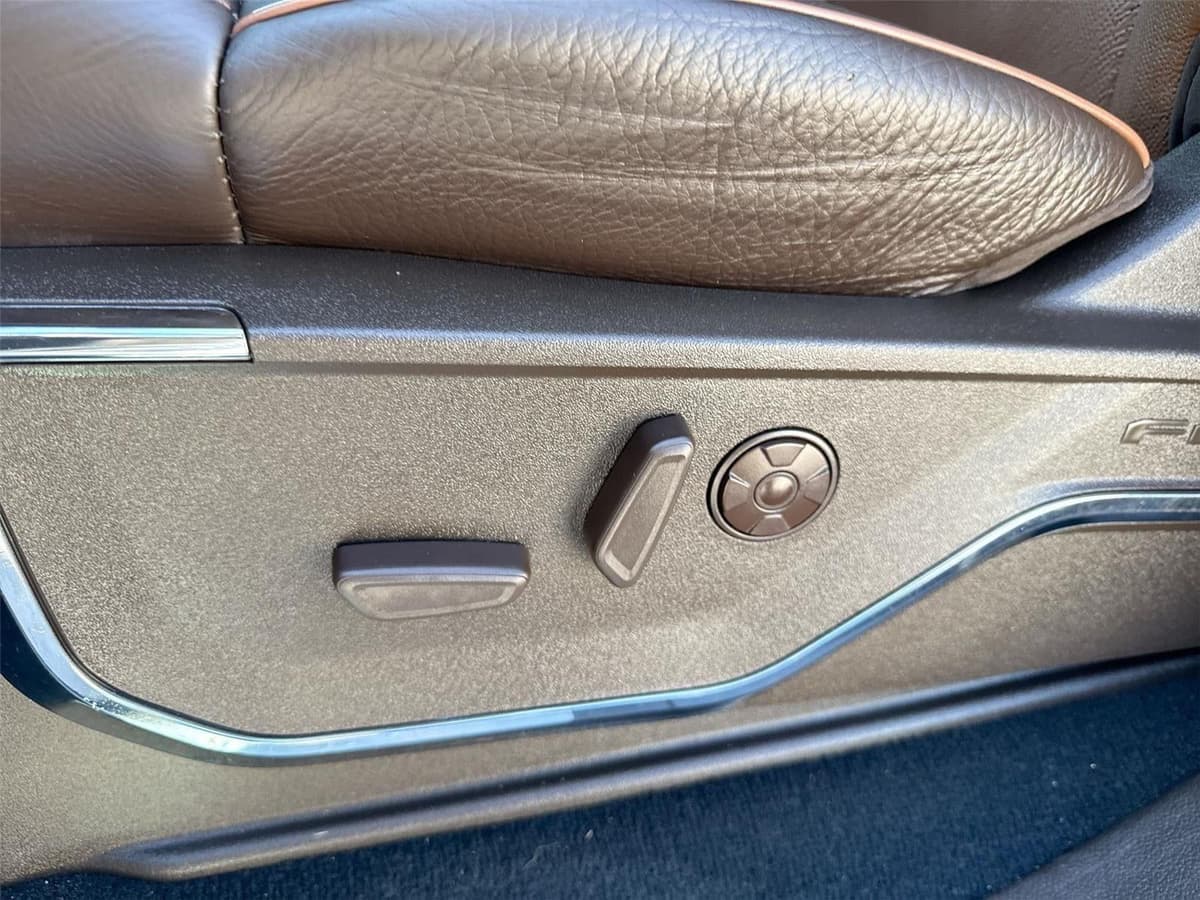 2024 Ford Super Duty F-250 - Image 14