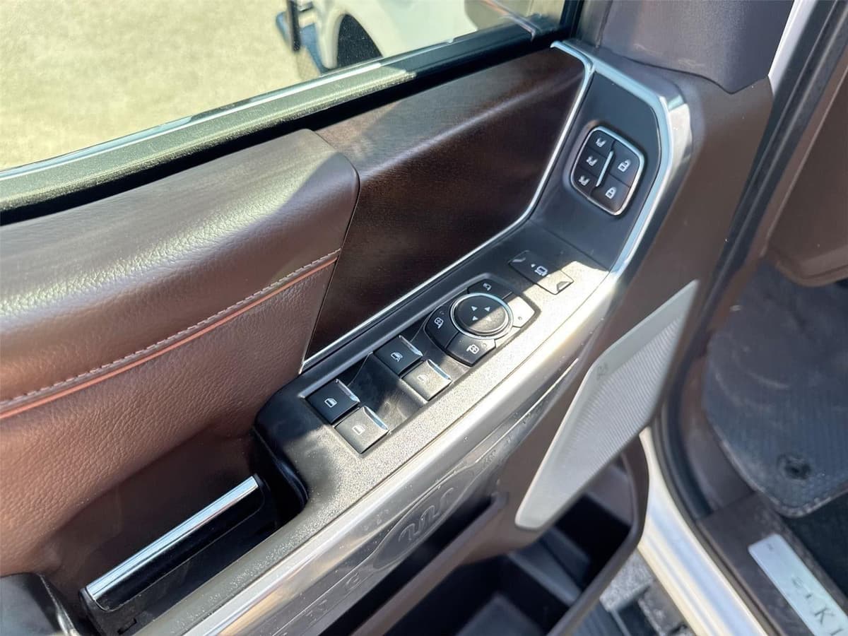 2024 Ford Super Duty F-250 - Image 15