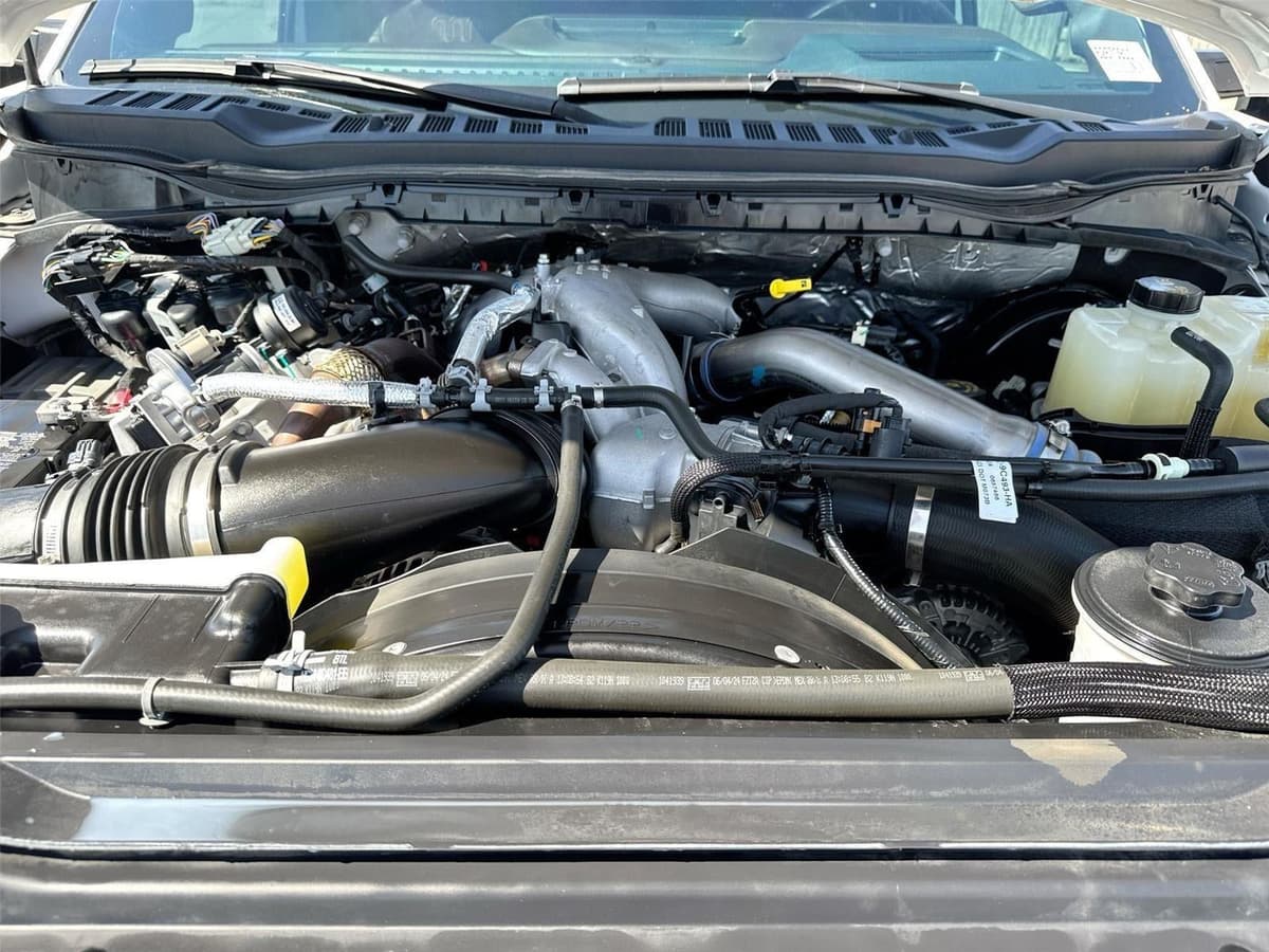 2024 Ford Super Duty F-250 - Image 18