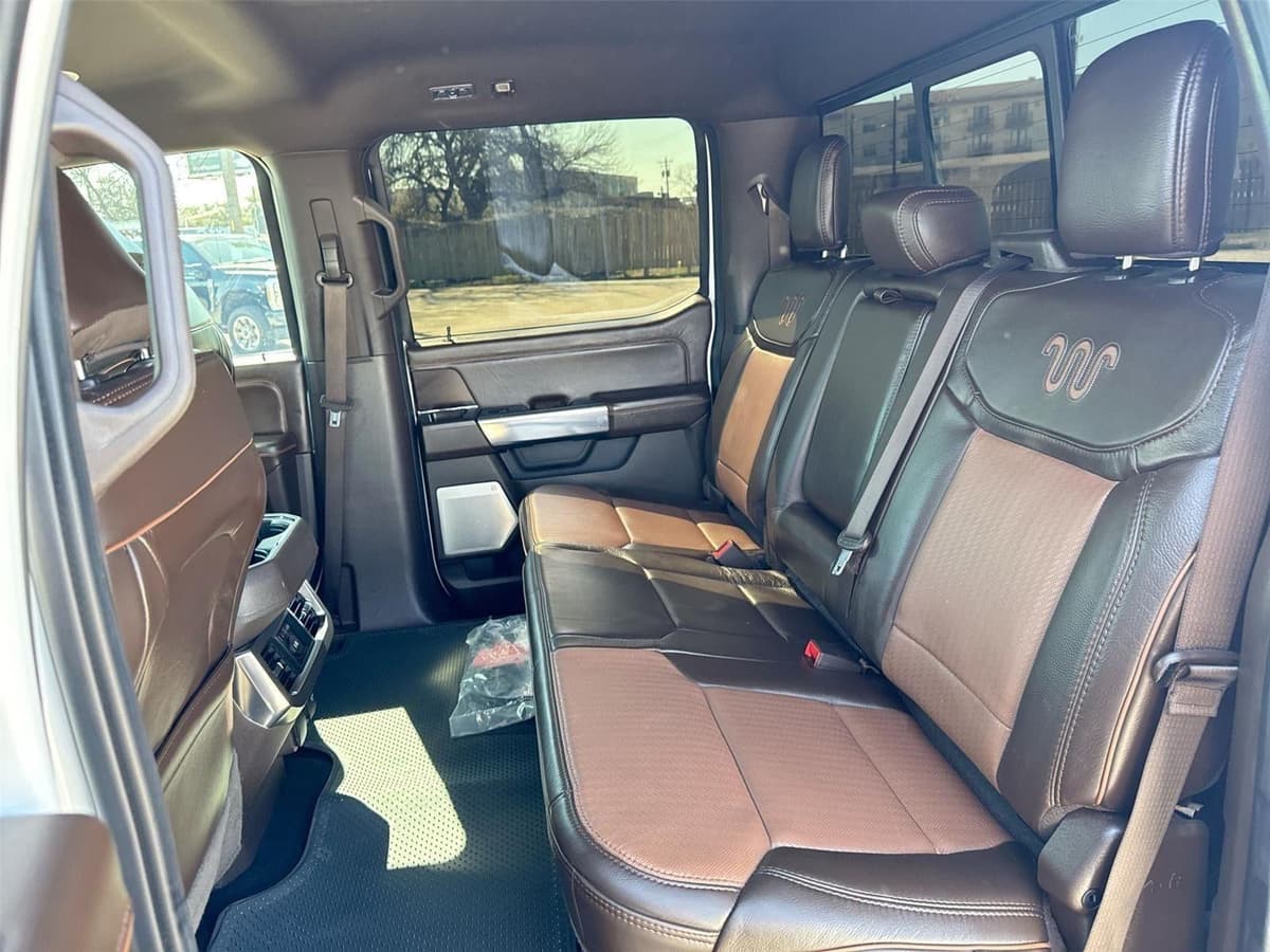 2024 Ford Super Duty F-250 - Image 25