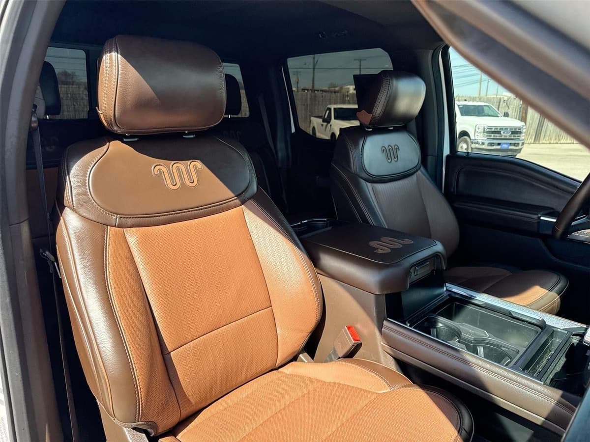 2024 Ford Super Duty F-250 - Image 27