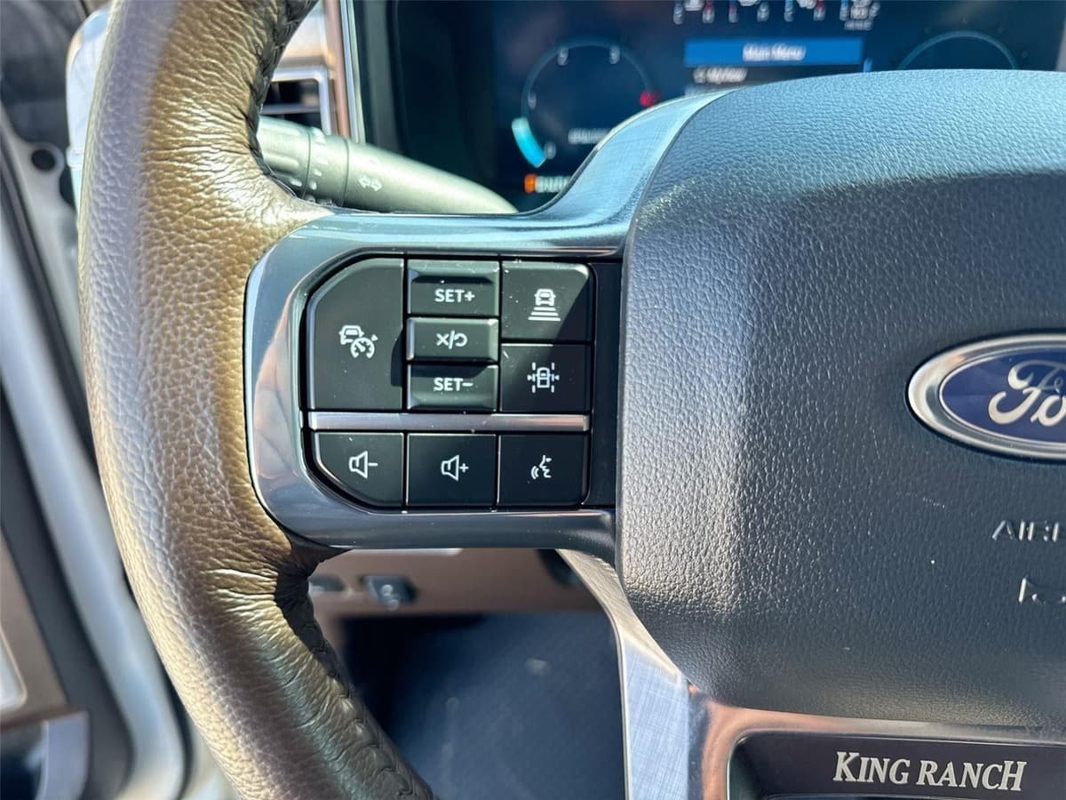 2024 Ford Super Duty F-250 - Image 28