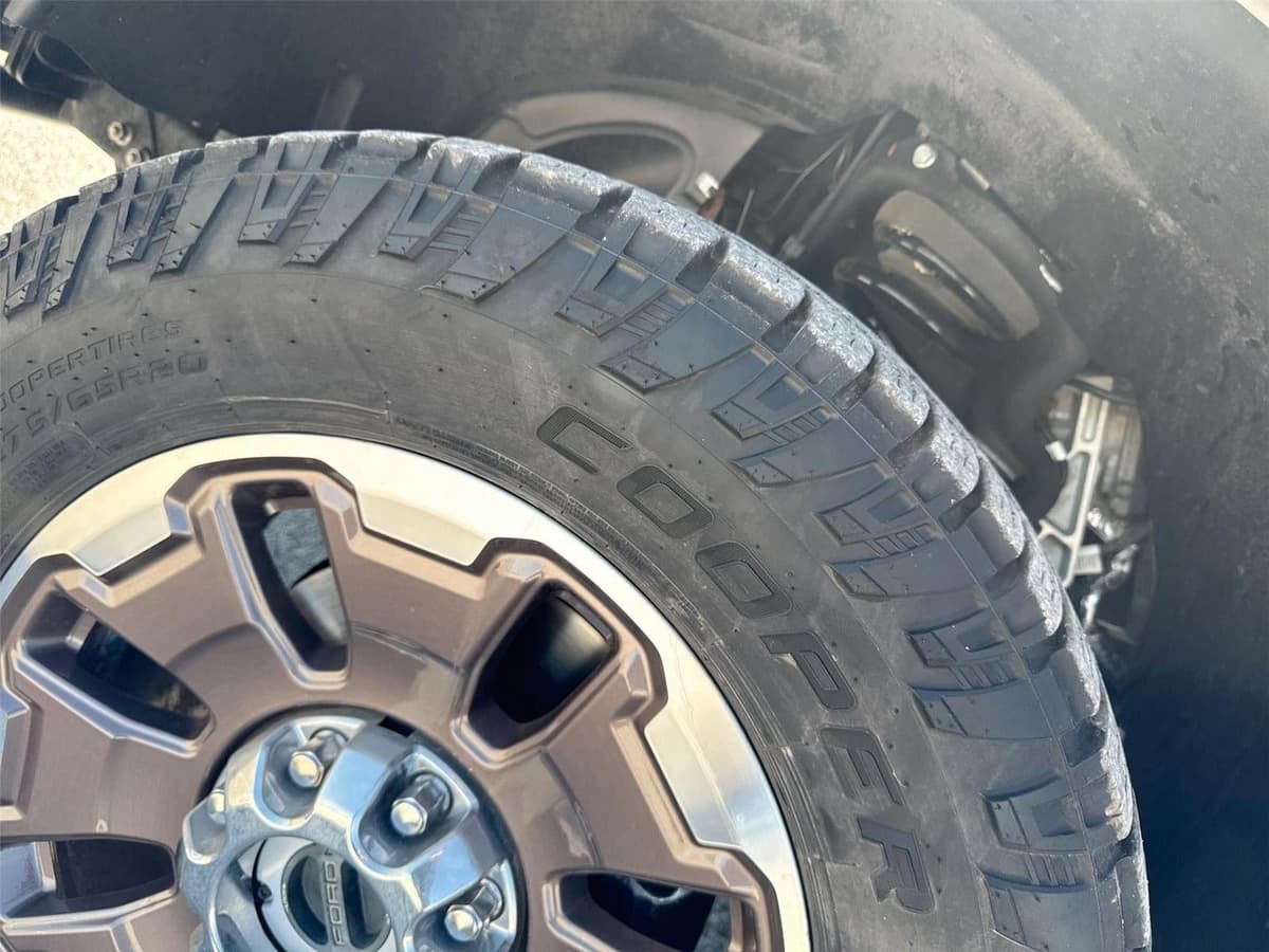 2024 Ford Super Duty F-250 - Image 35