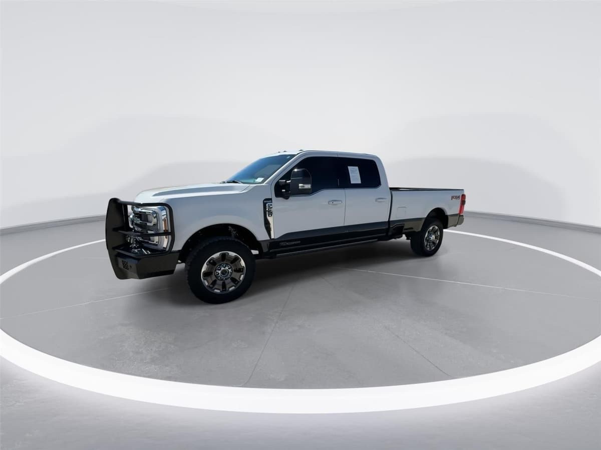 2024 Ford Super Duty F-250 - Image 4