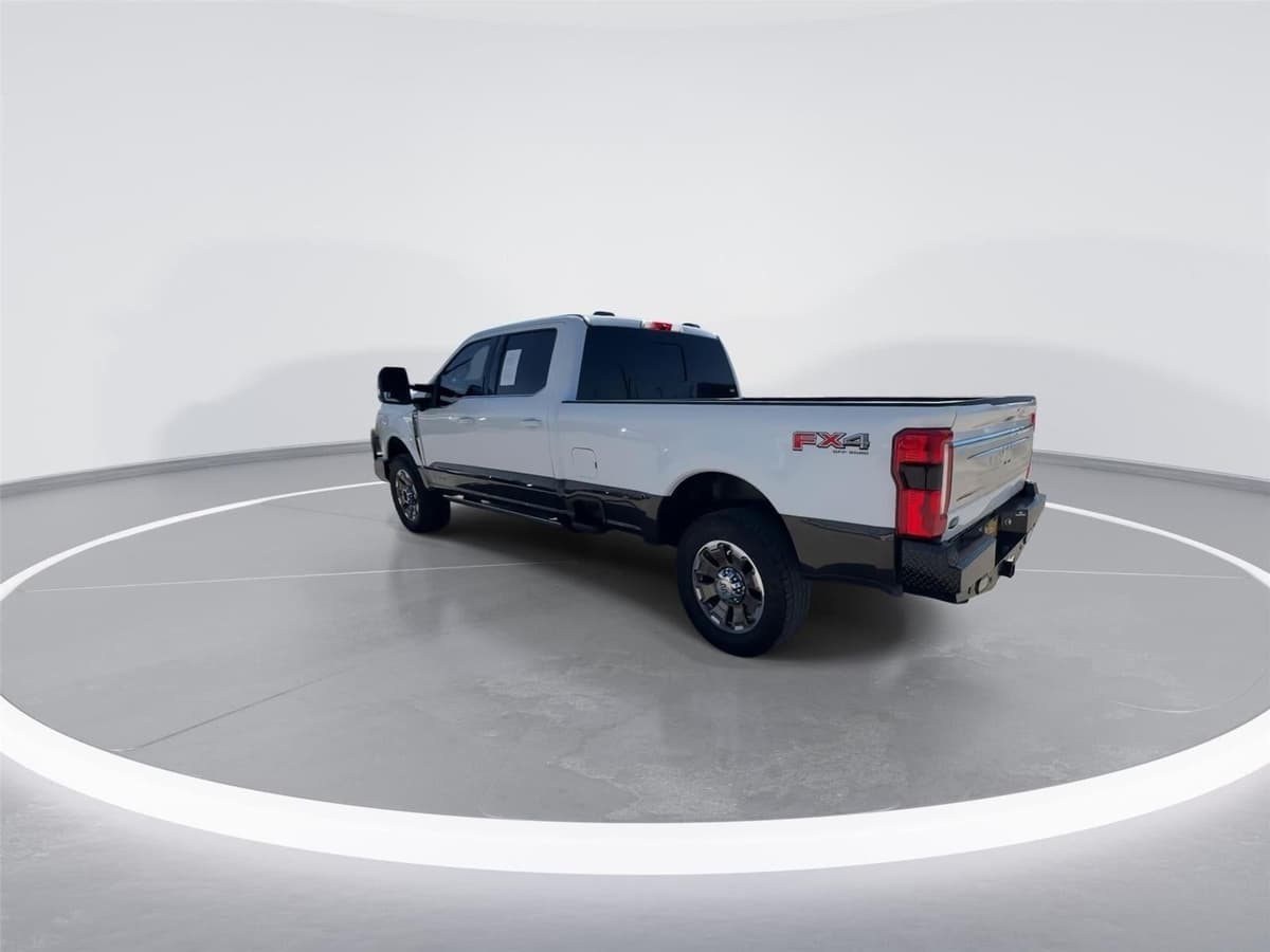 2024 Ford Super Duty F-250 - Image 6