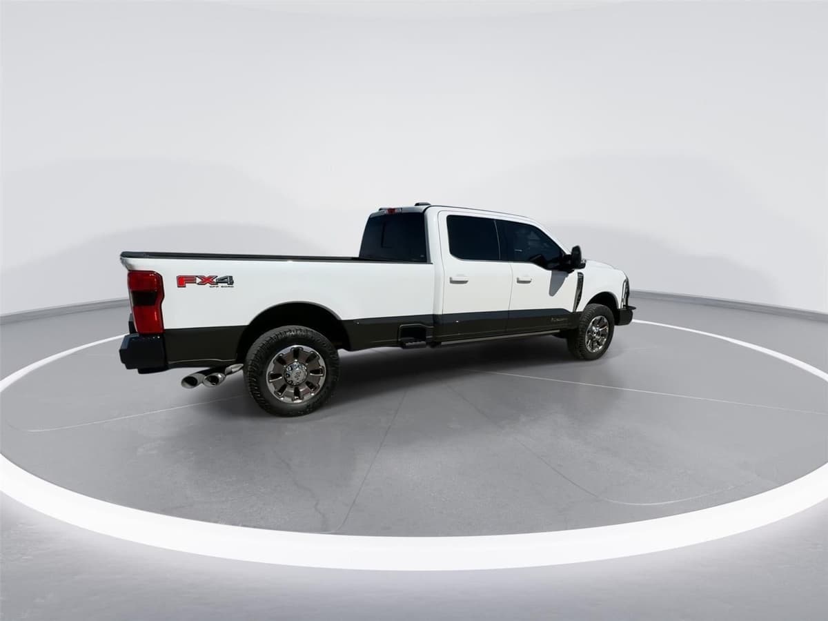 2024 Ford Super Duty F-250 - Image 8