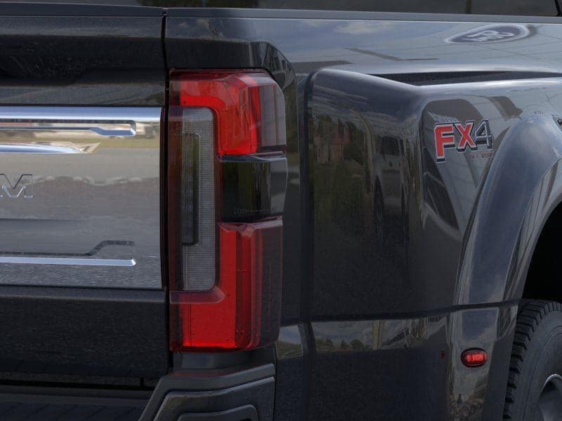 2026 Ford Super Duty F-450 - Image 21