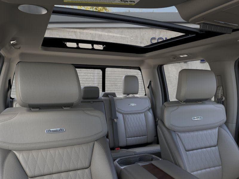 2026 Ford Super Duty F-450 - Image 22