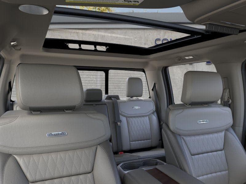 2026 Ford Super Duty F-450 - Image 22