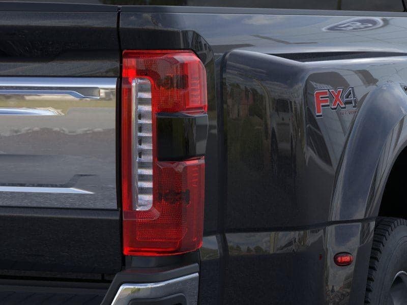 2026 Ford Super Duty F-450 - Image 21