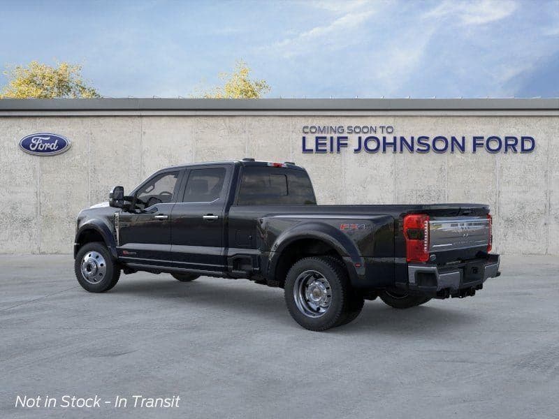 2026 Ford Super Duty F-450 - Image 4