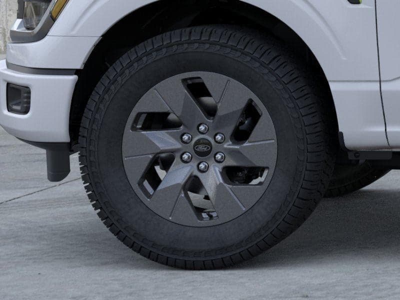 2025 Ford F-150 - Image 19
