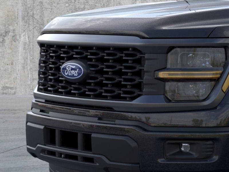 2025 Ford F-150 - Image 17