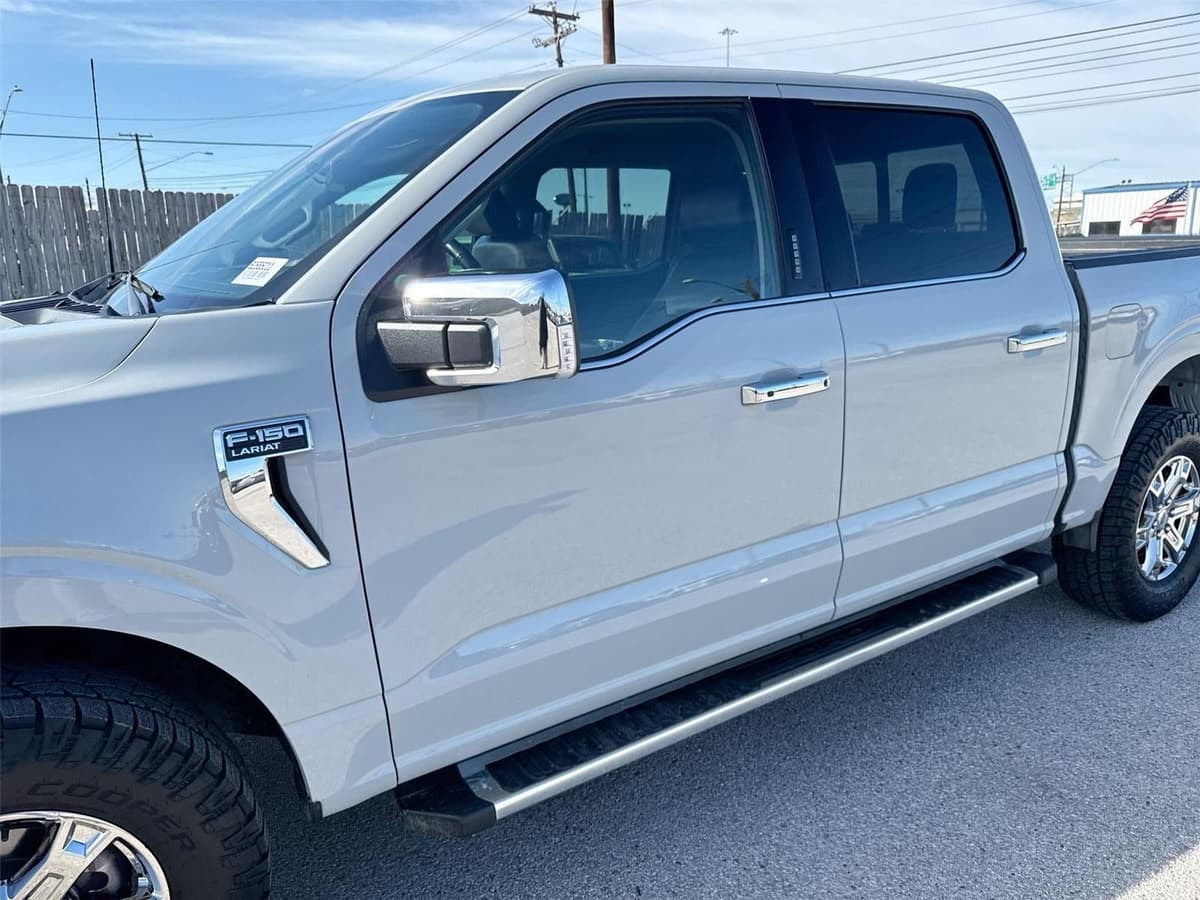 2023 Ford F-150 - Image 31