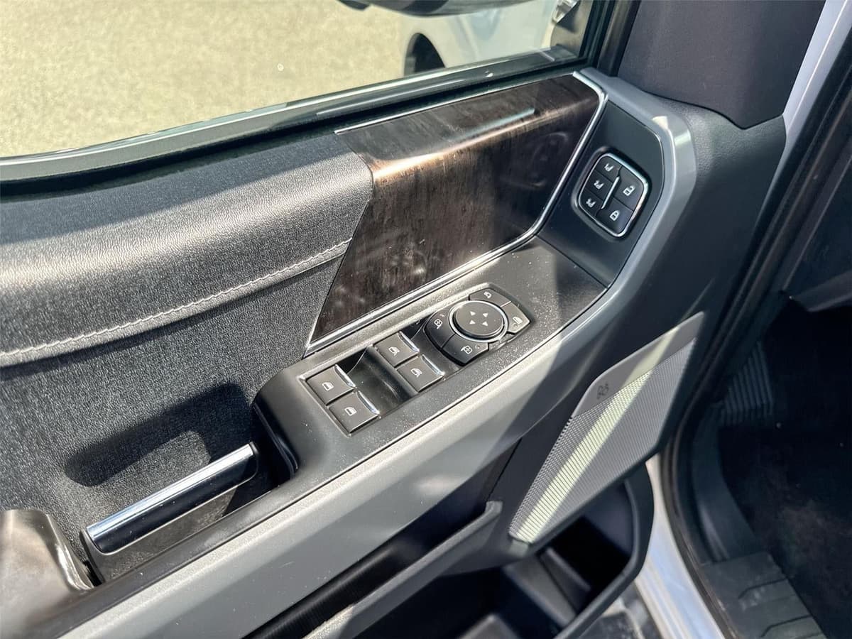 2022 Ford F-150 - Image 15