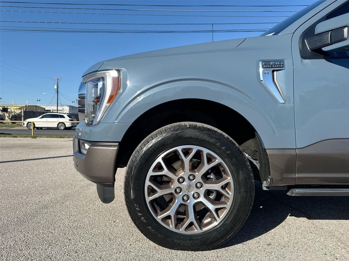 2023 Ford F-150 - Image 19