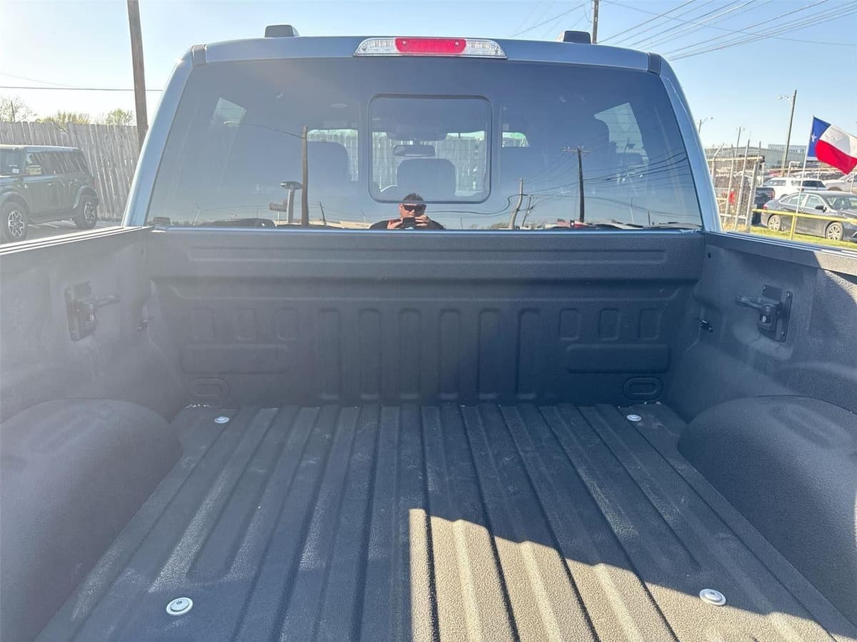 2023 Ford F-150 - Image 21