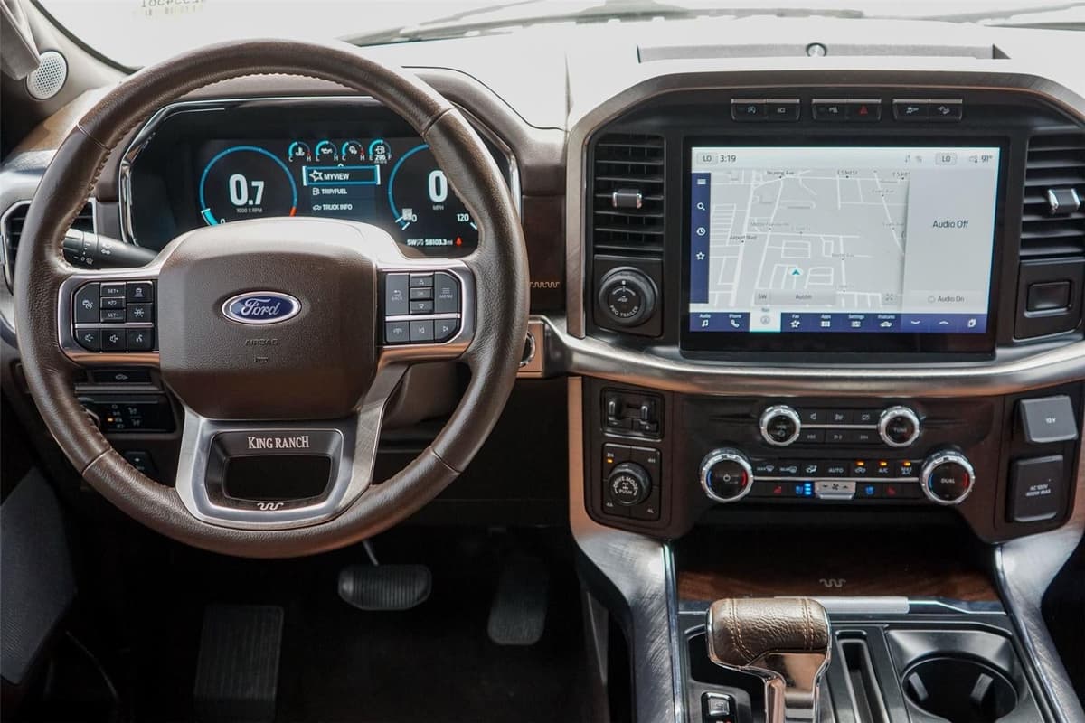 2023 Ford F-150 - Image 25