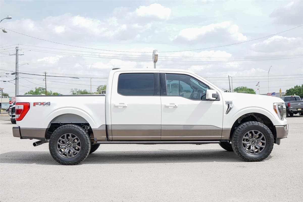 2023 Ford F-150 - Image 3