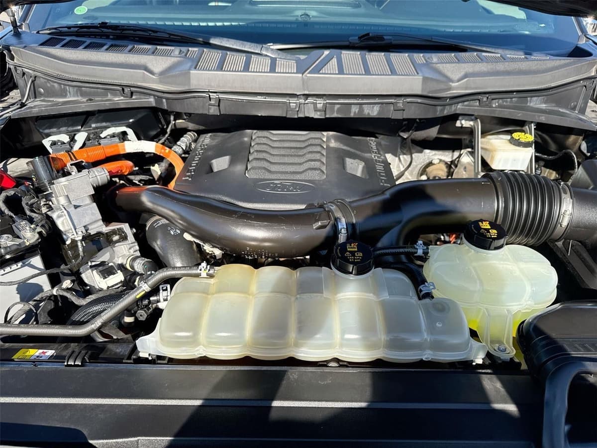 2021 Ford F-150 - Image 18