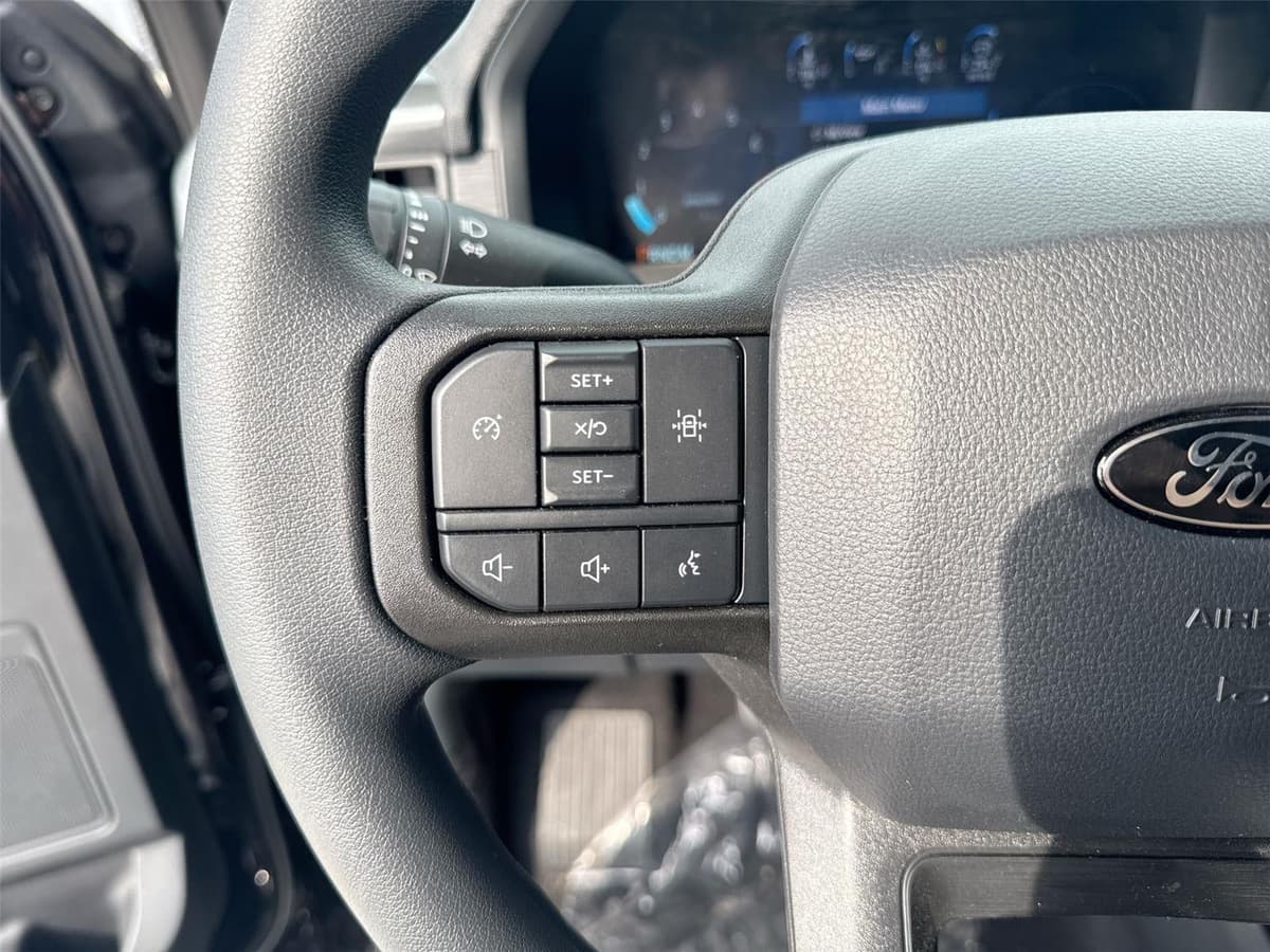 2025 Ford F-150 - Image 27