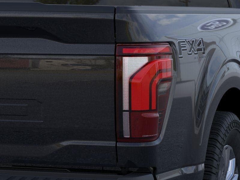 2025 Ford F-150 - Image 21