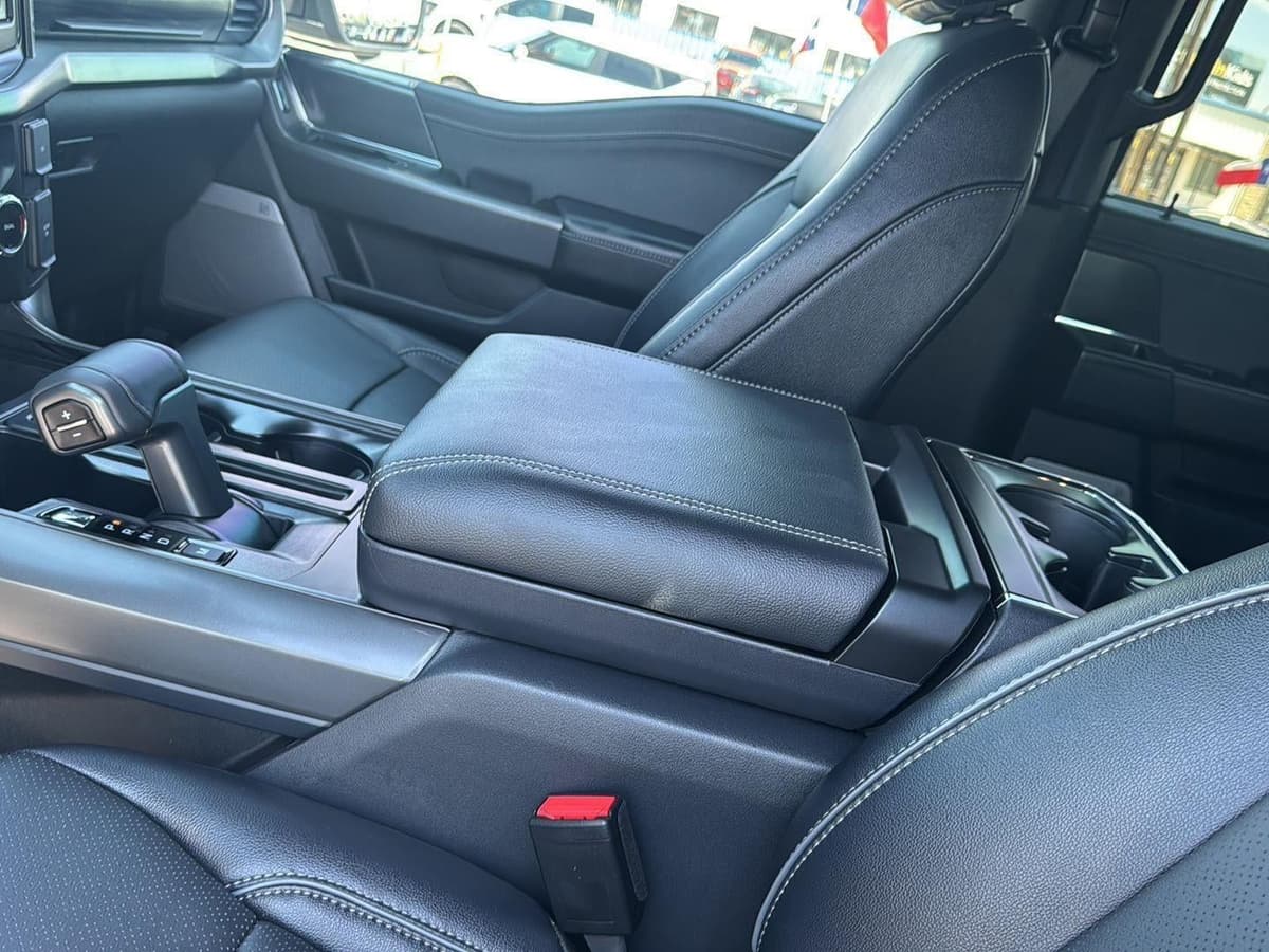 2025 Ford F-150 - Image 15