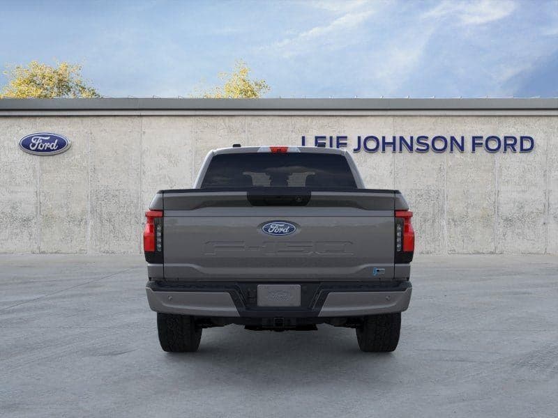 2025 Ford F-150 Lightning - Image 5