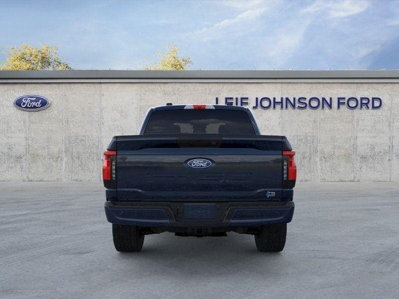 2025 Ford F-150 Lightning - Image 5