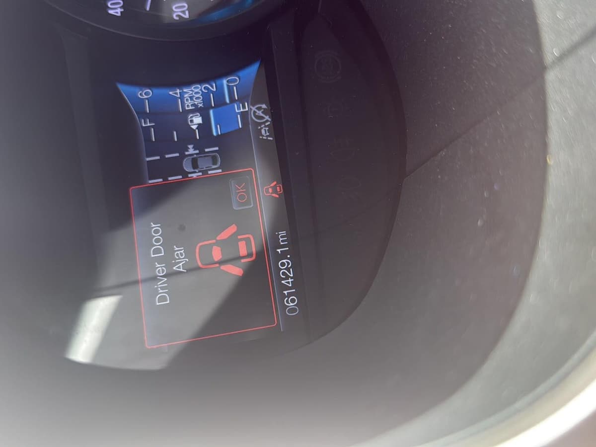 2019 Ford Edge - Image 1