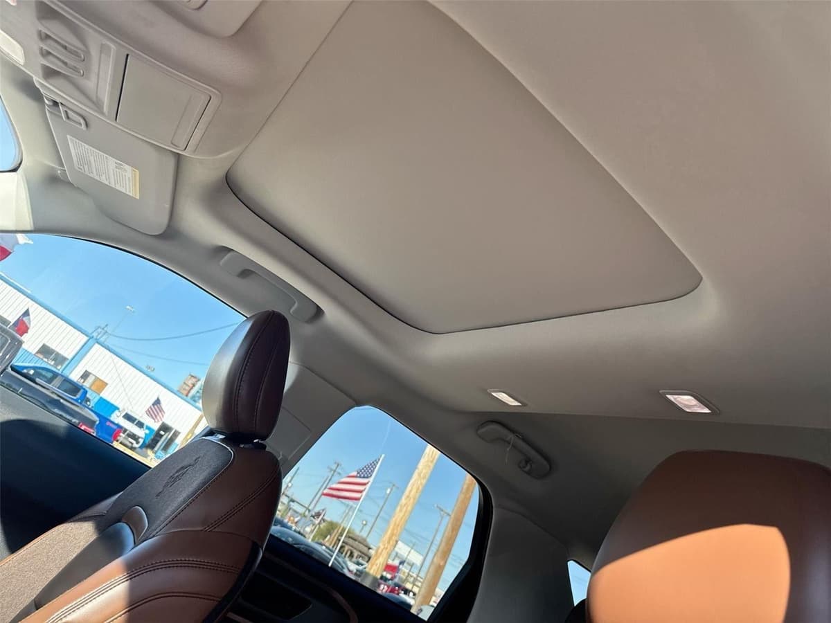 2025 Ford Bronco Sport - Image 16