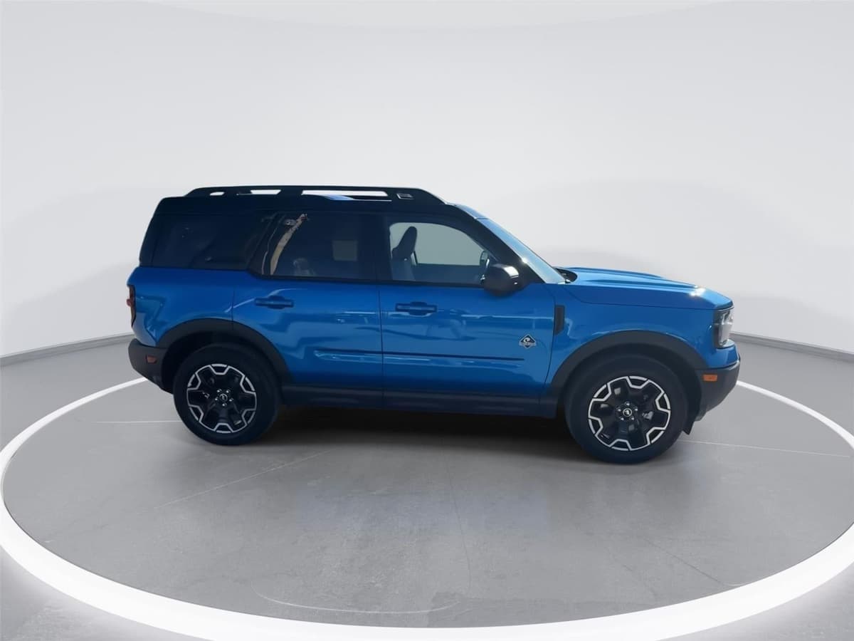 2025 Ford Bronco Sport - Image 9