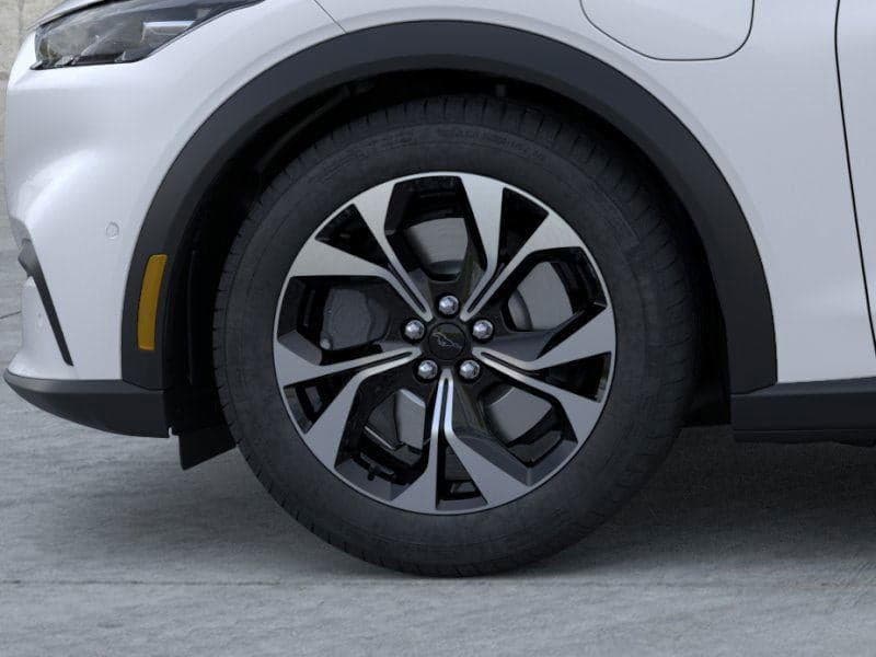 2025 Ford Mustang Mach-E - Image 19