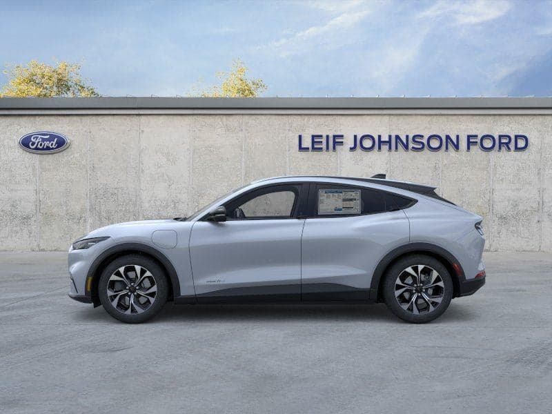 2026 Ford Mustang Mach-E - Image 3